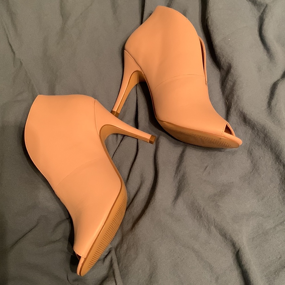 Halogen cream heels - Picture 2 of 4